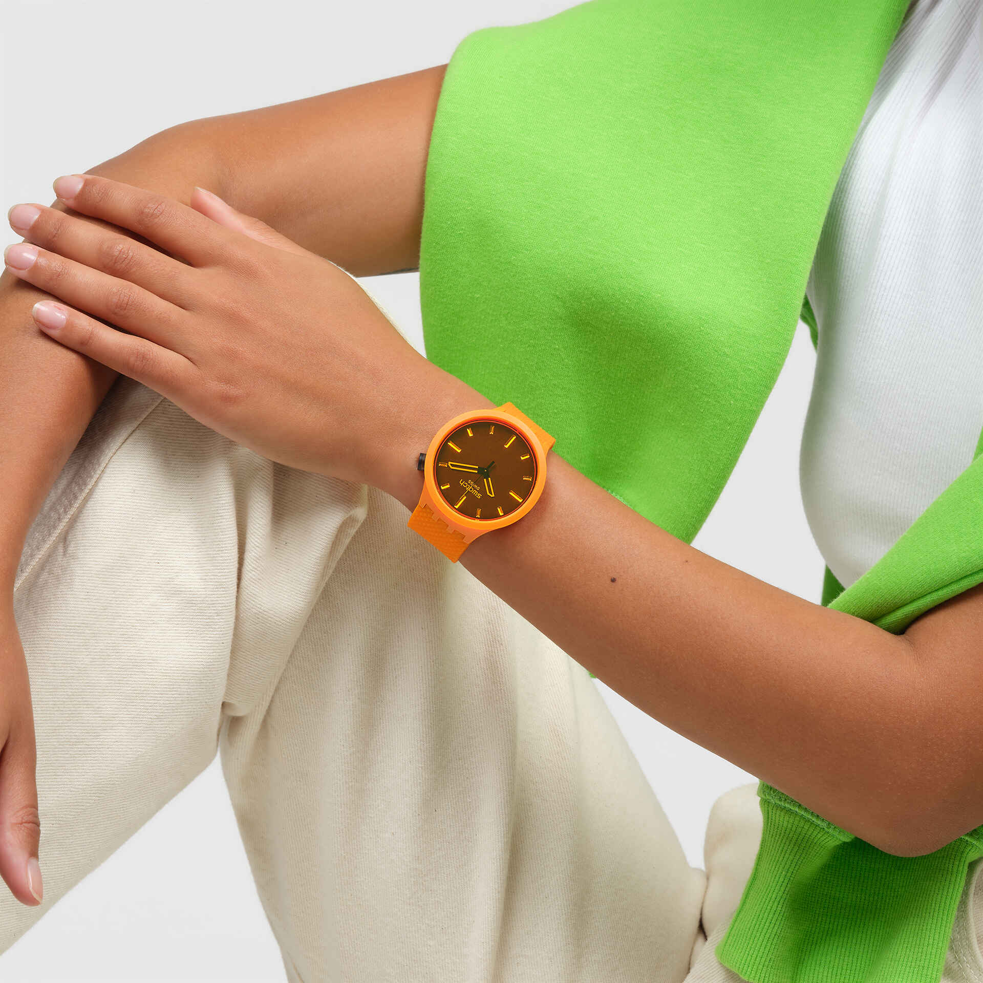 "CRUSHING ORANGE" Gallery Image #4