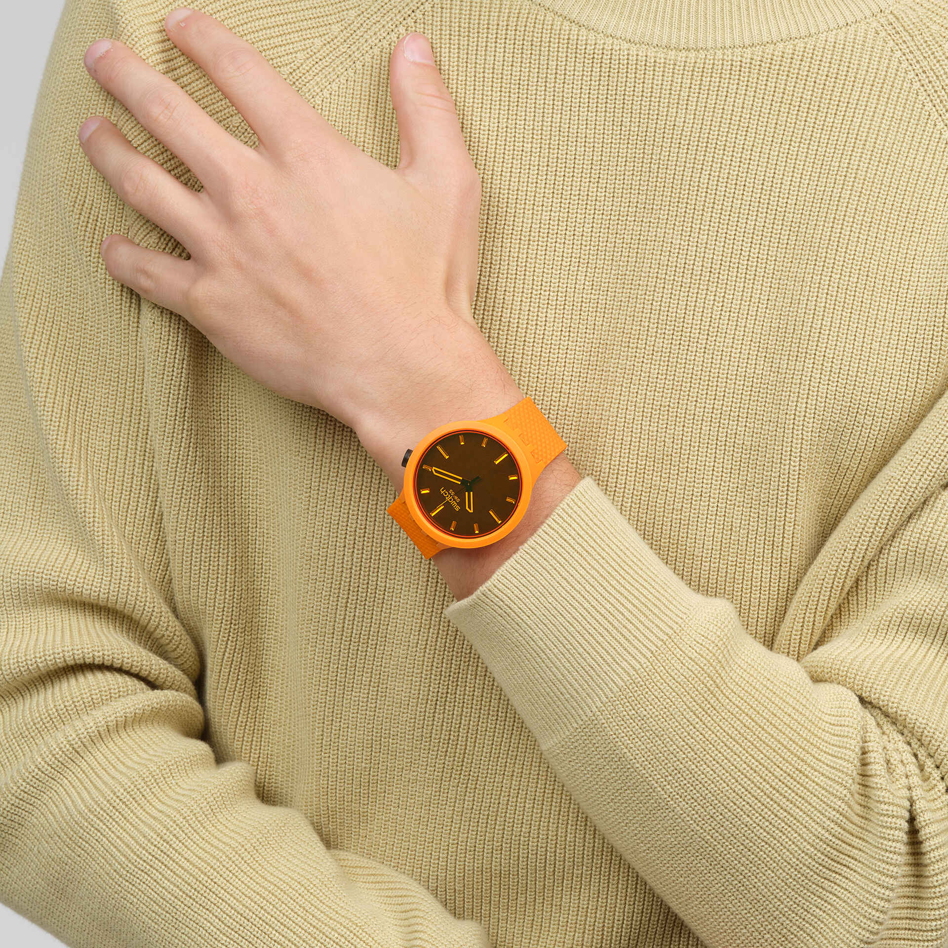 "CRUSHING ORANGE" Gallery Image #1