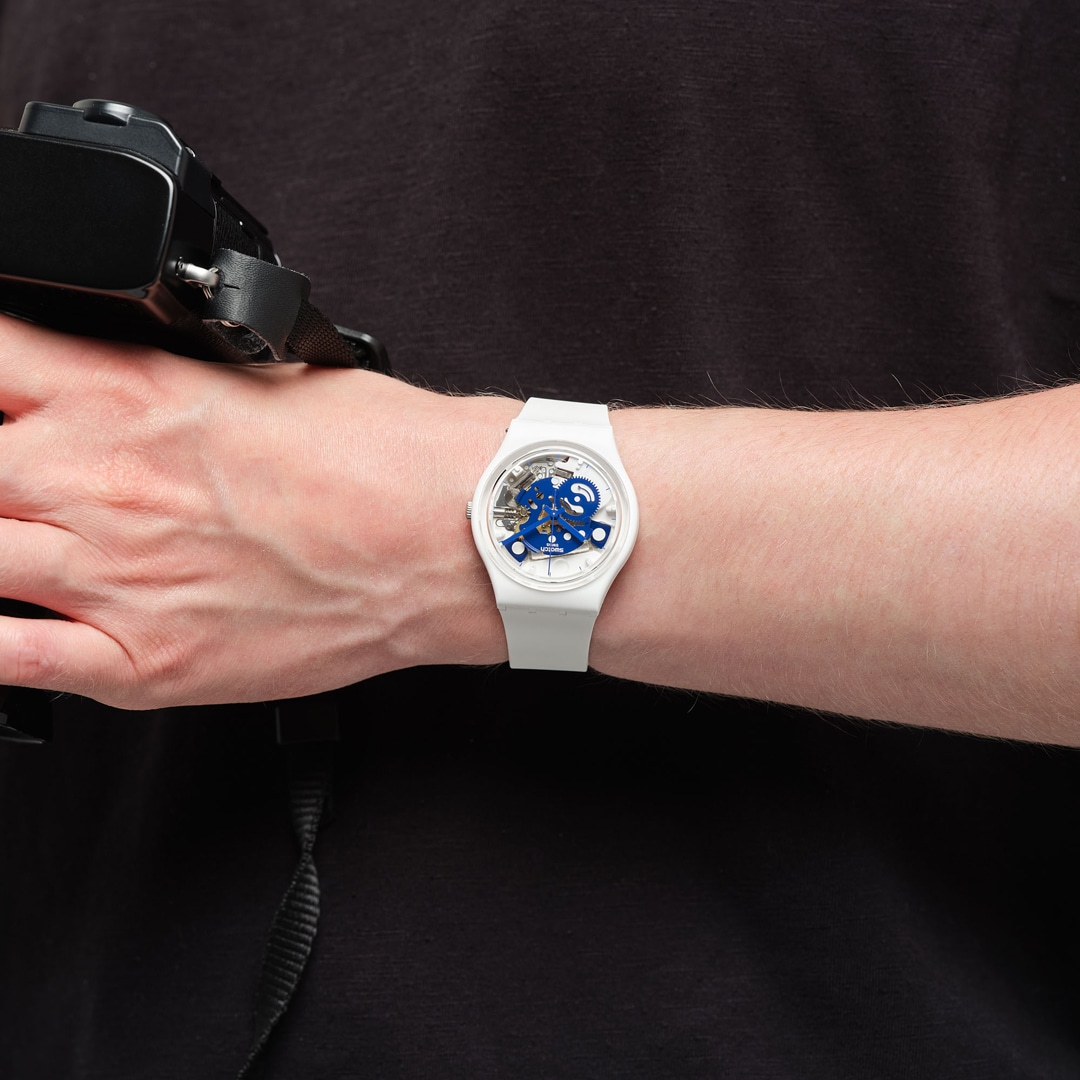 "TIME TO BLUE SMALL" Gallery Image #1