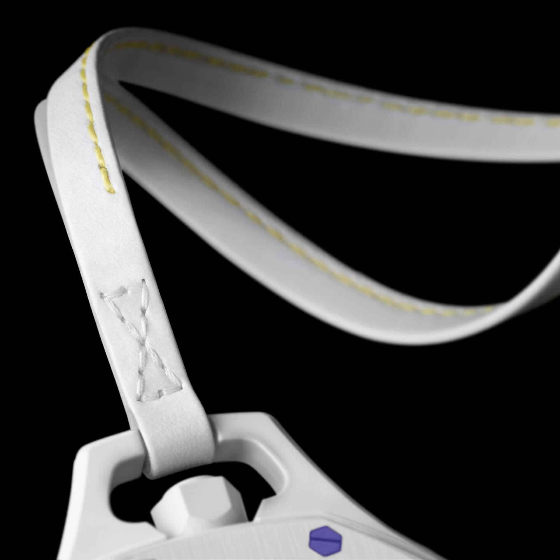 "HUIT BLANC" Gallery Image #7